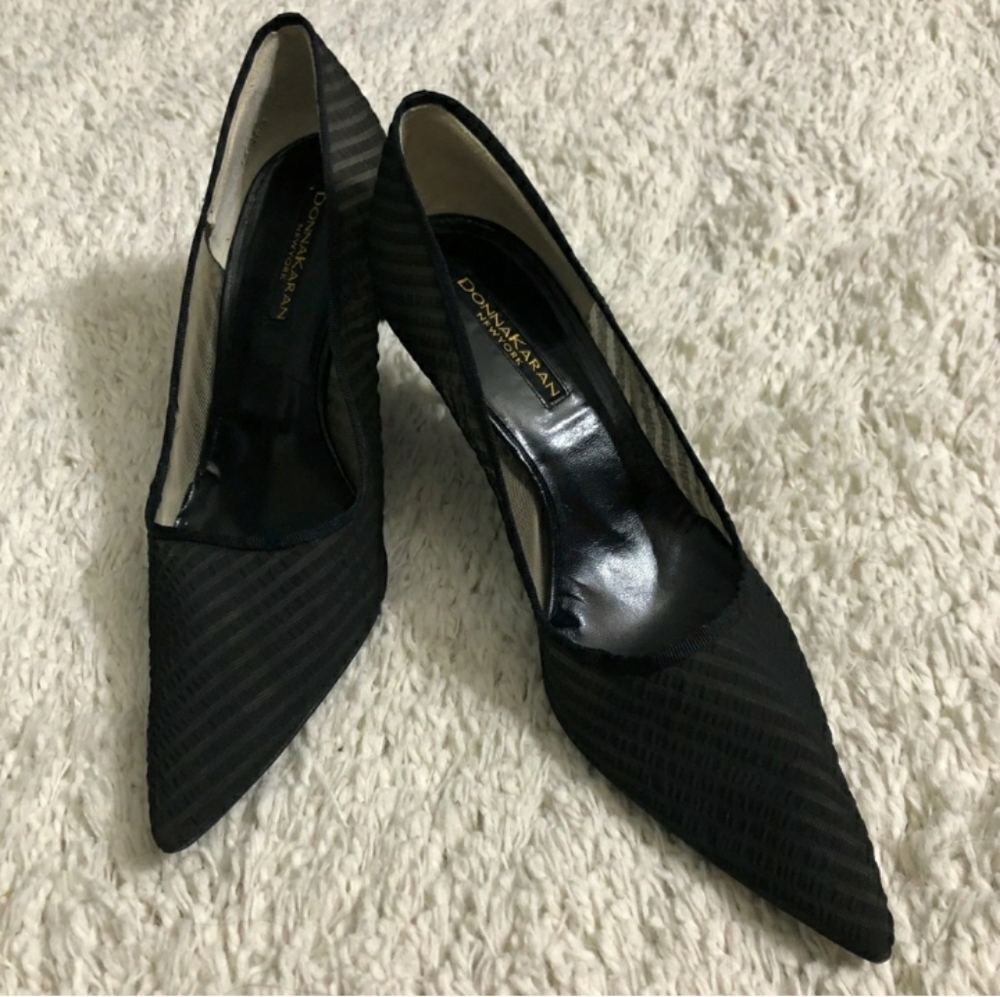 DONNA KARAN Black Striped Mesh Heels Sz 10EUC!